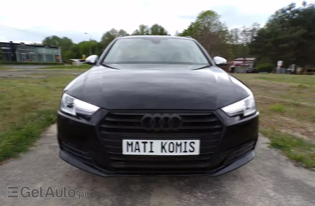 AUDI A4 