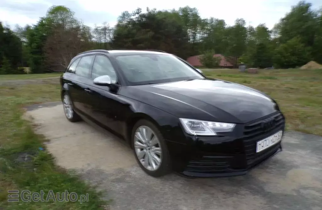 AUDI A4 