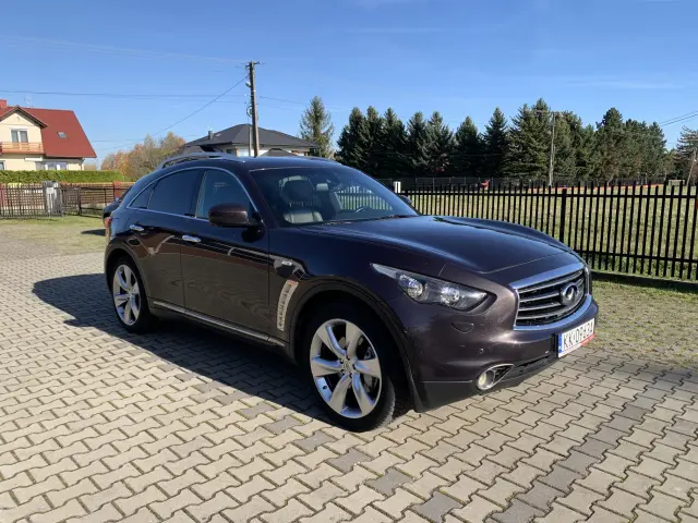 INFINITI FX30D 