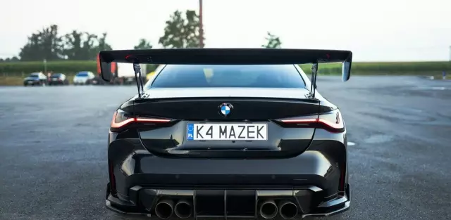 BMW M4 