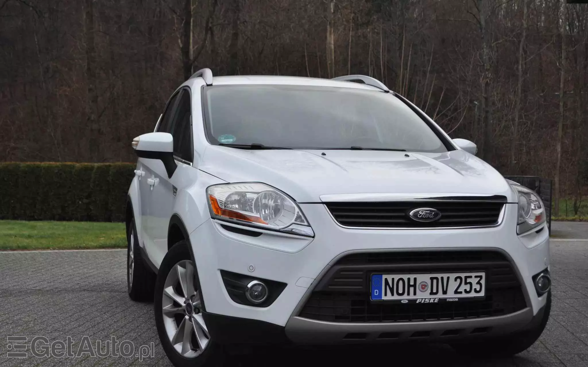 FORD Kuga 2.0 TDCi 2x4 Champions Edition