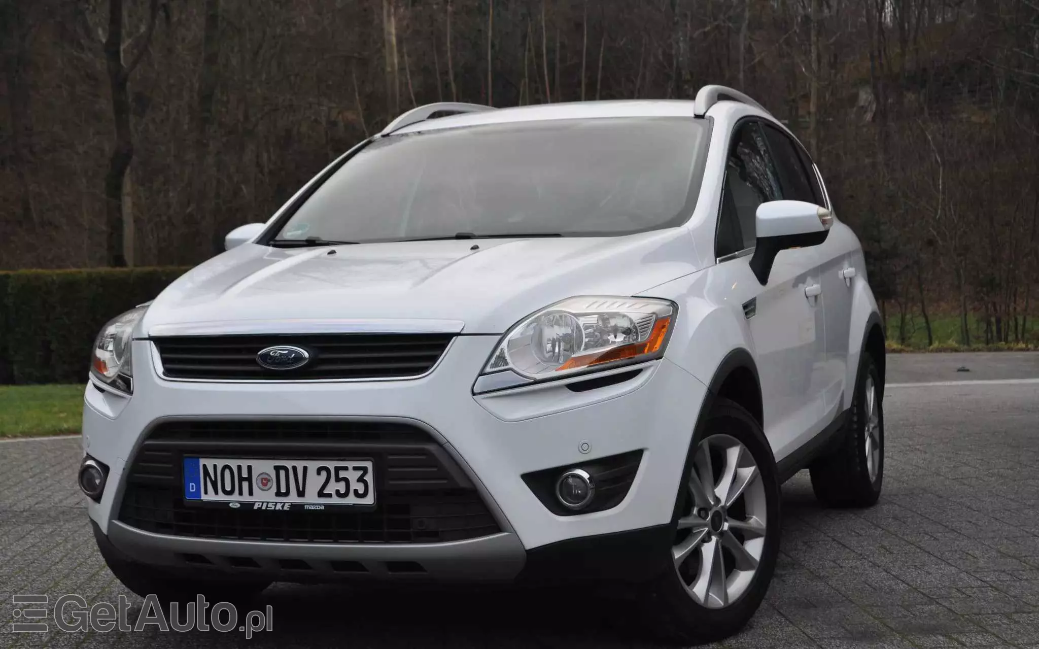 FORD Kuga 2.0 TDCi 2x4 Champions Edition