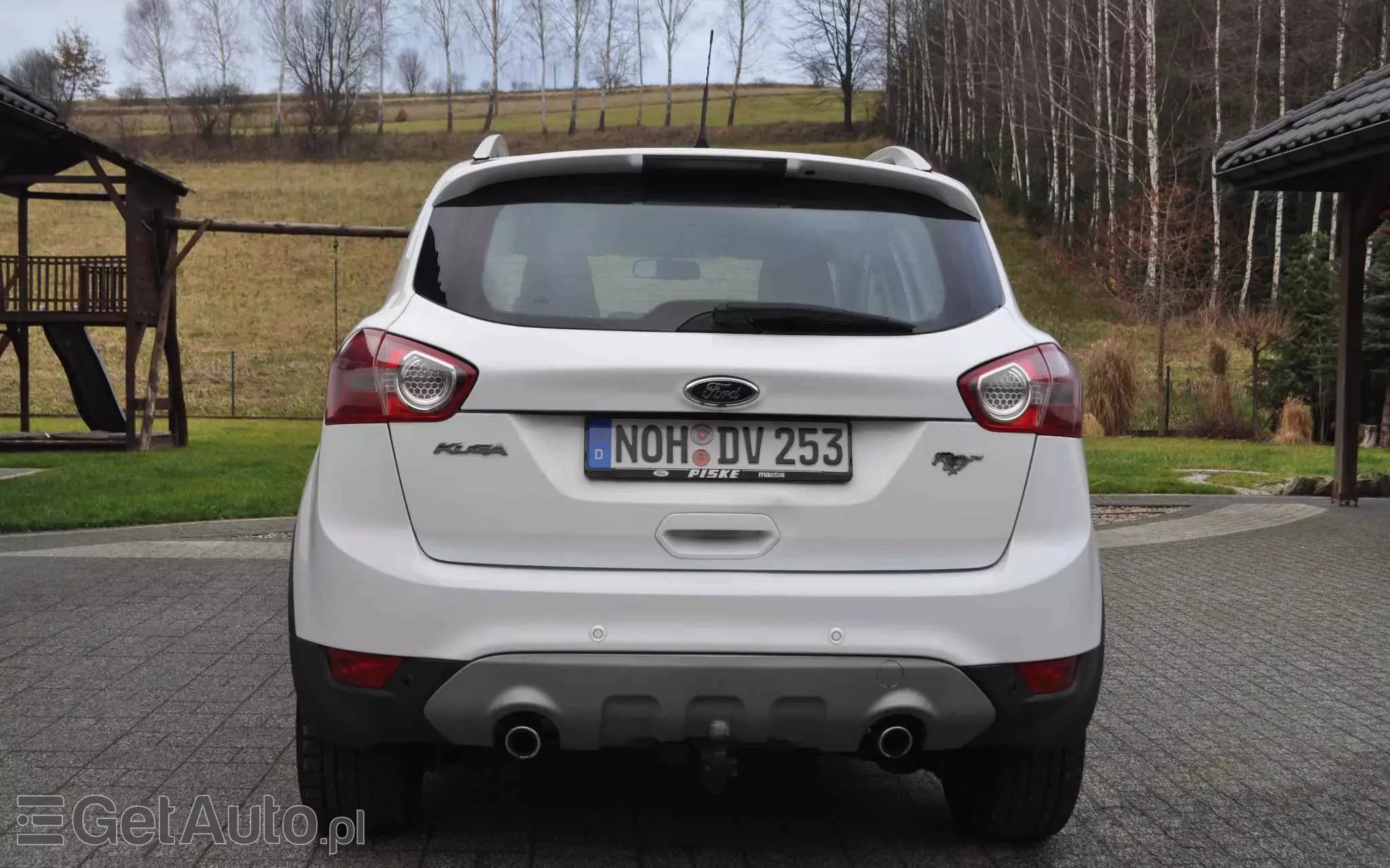 FORD Kuga 2.0 TDCi 2x4 Champions Edition
