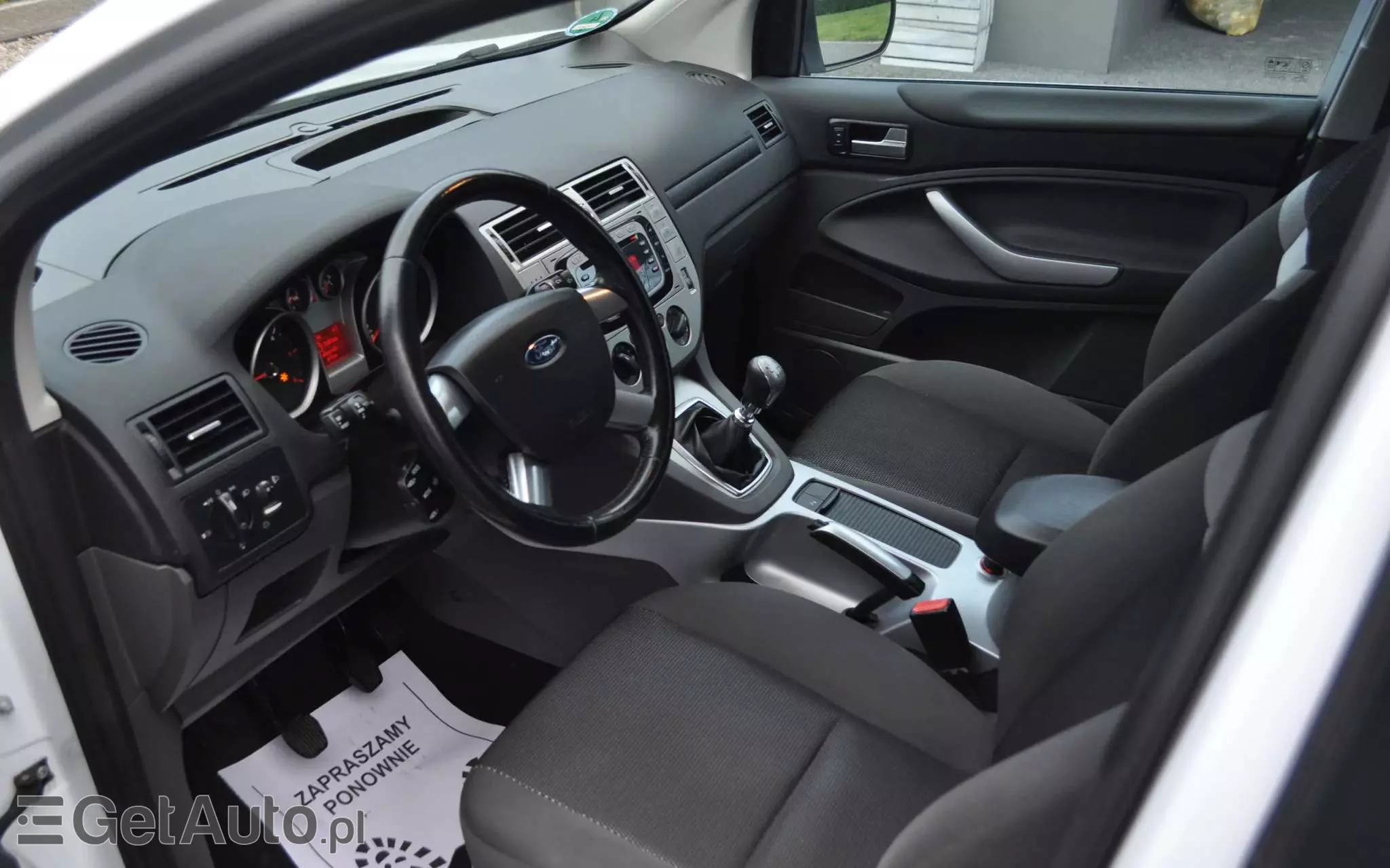 FORD Kuga 2.0 TDCi 2x4 Champions Edition