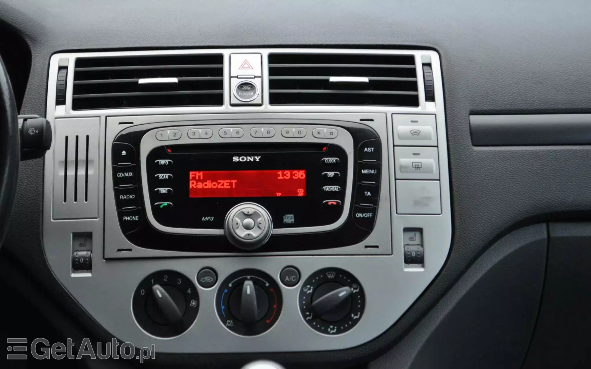 FORD Kuga 2.0 TDCi 2x4 Champions Edition