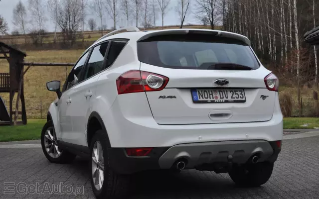 FORD Kuga 2.0 TDCi 2x4 Champions Edition