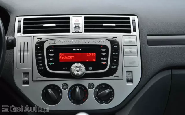 FORD Kuga 2.0 TDCi 2x4 Champions Edition