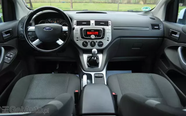 FORD Kuga 2.0 TDCi 2x4 Champions Edition