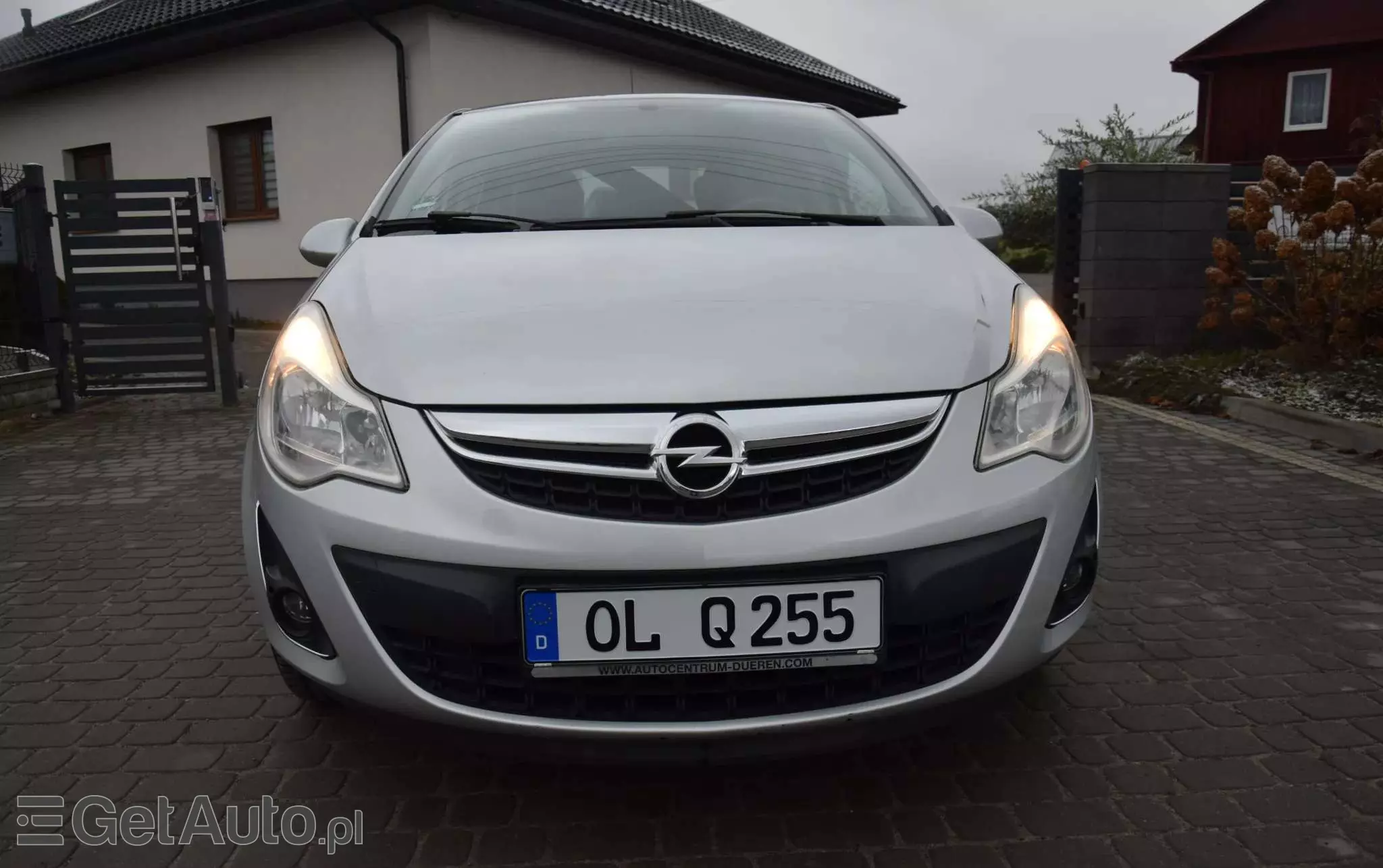 OPEL Corsa 1.2 16V Edition / Active