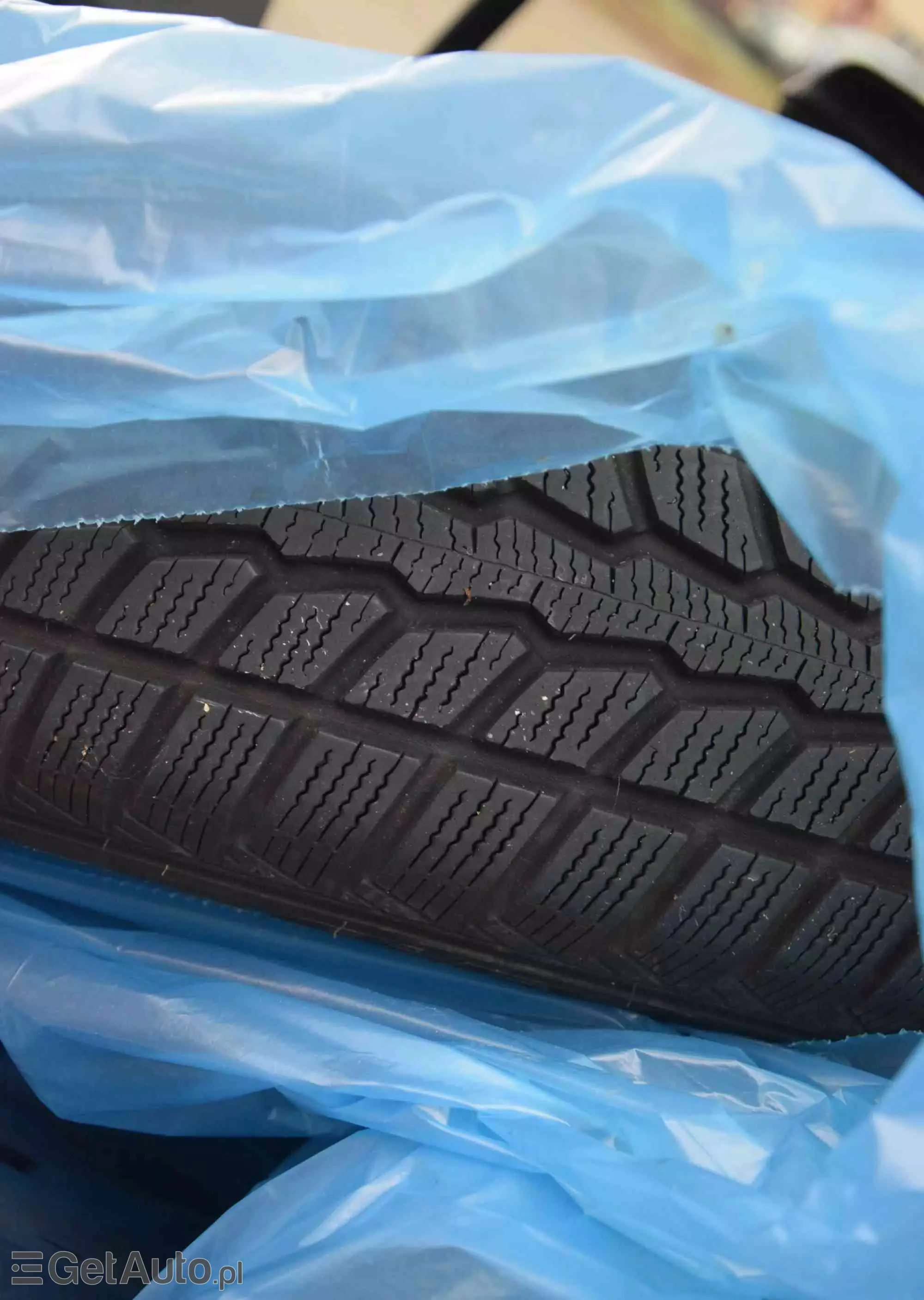 OPEL Corsa 1.2 16V Edition / Active