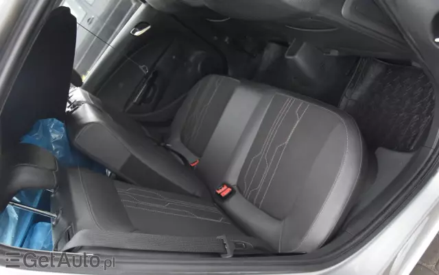 OPEL Corsa 1.2 16V Edition / Active