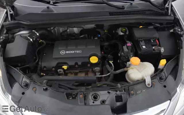 OPEL Corsa 1.2 16V Edition / Active