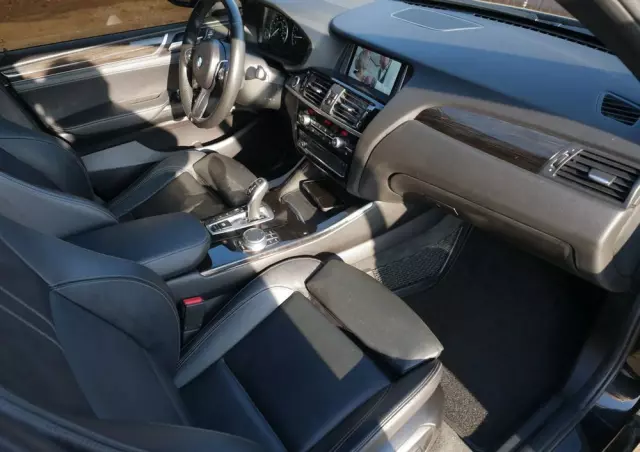 BMW X3 XDrive28i Sport-Aut M Sport