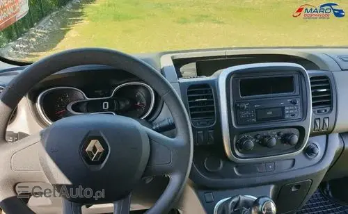 RENAULT Trafic 