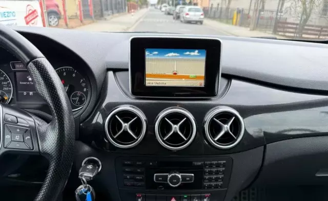 MERCEDES-BENZ Klasa B 