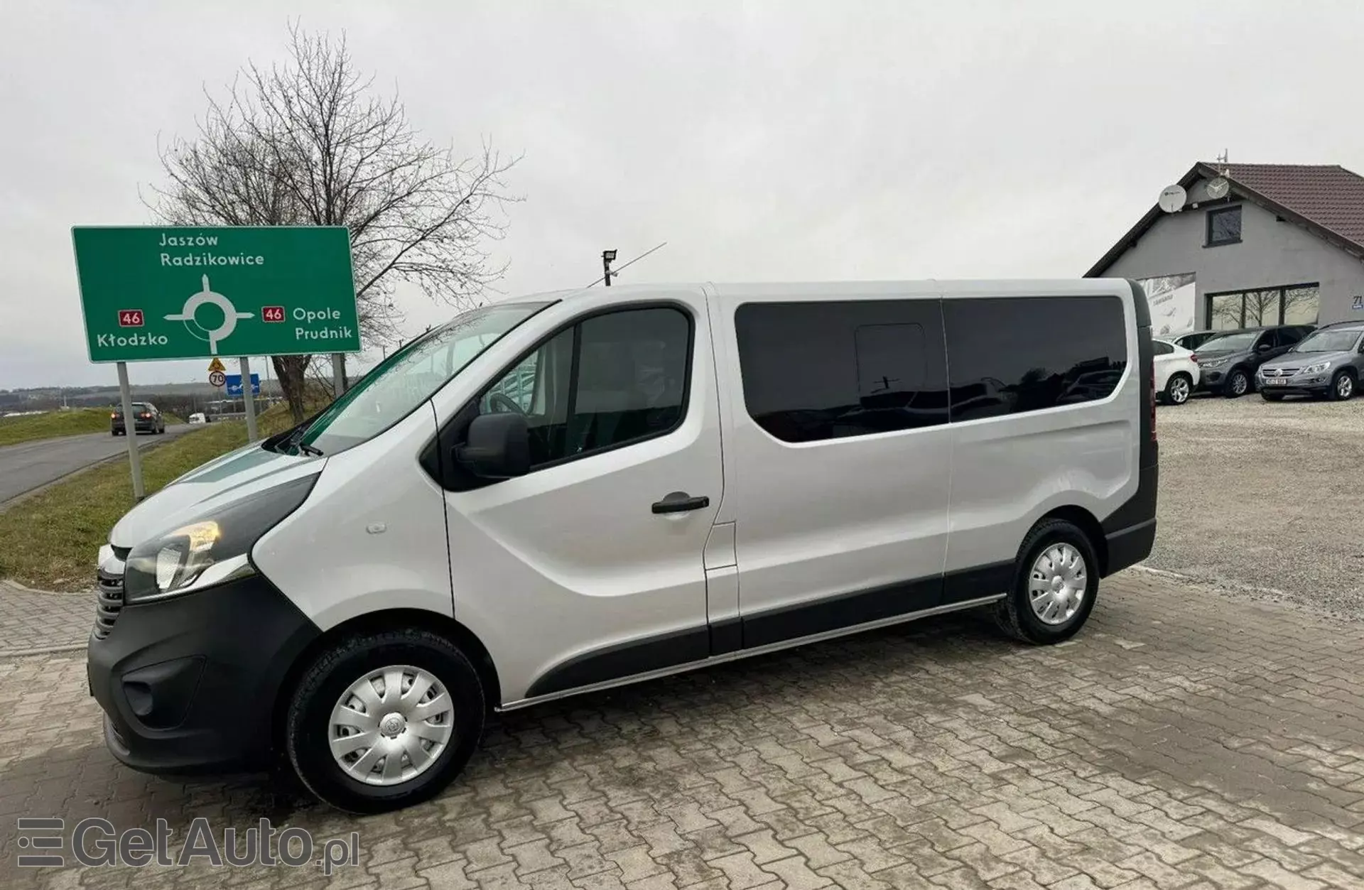 OPEL Vivaro 