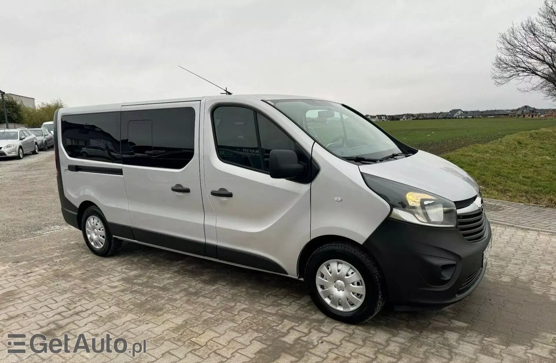OPEL Vivaro 