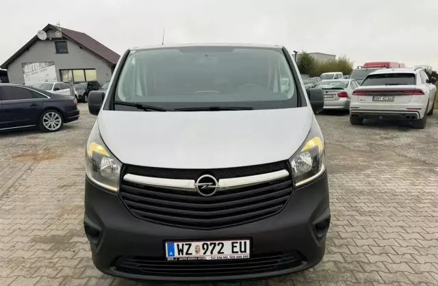 OPEL Vivaro 