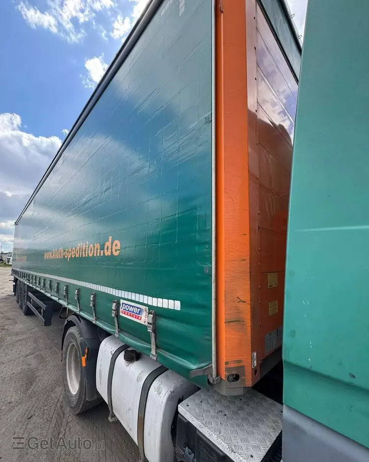 SCHMITZ CARGOBULL SCB S3T *276* 