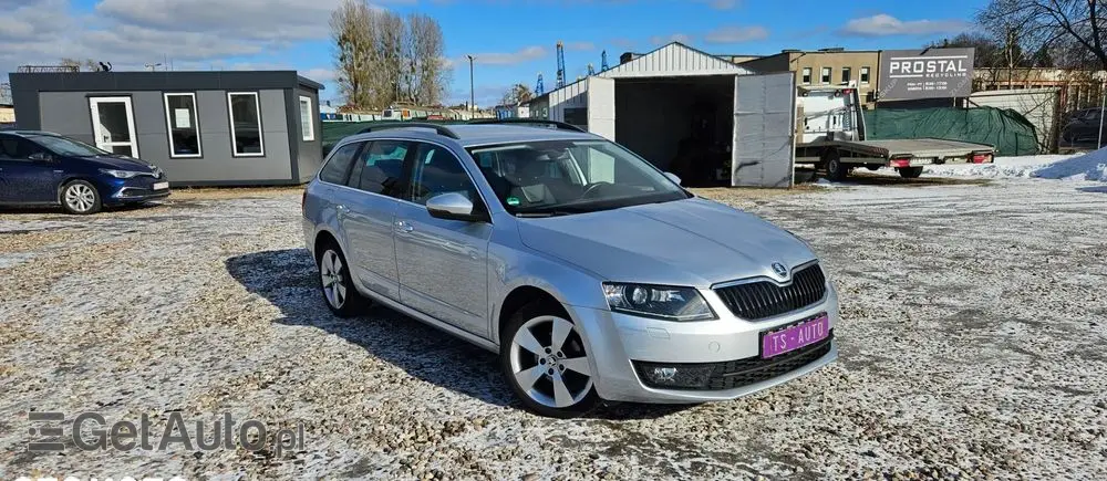 SKODA Octavia 