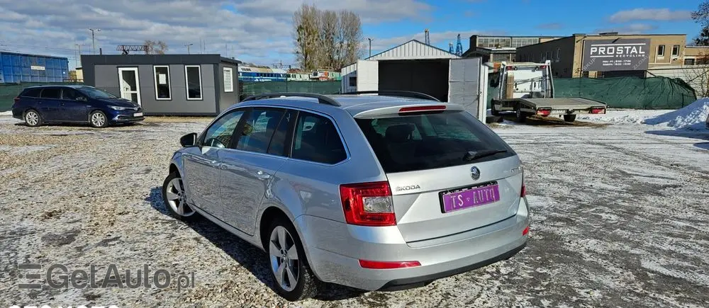 SKODA Octavia 