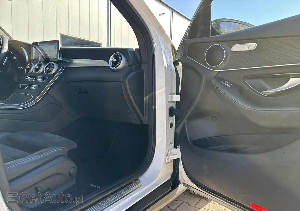 MERCEDES-BENZ GLC 200 d 4-Matic