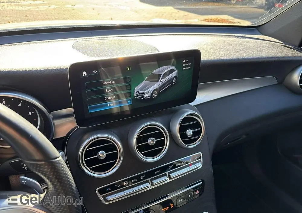 MERCEDES-BENZ GLC 200 d 4-Matic