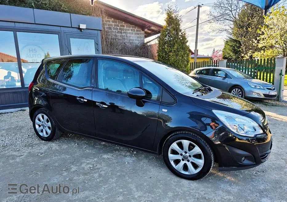 OPEL Meriva 1.4 T Cosmo