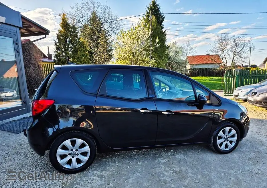 OPEL Meriva 1.4 T Cosmo