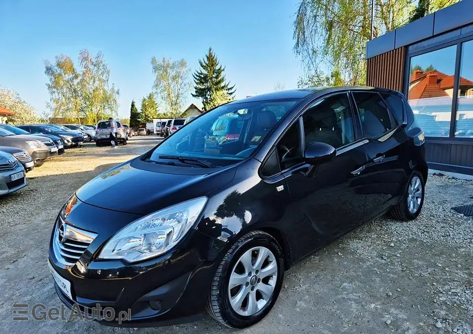 OPEL Meriva 1.4 T Cosmo