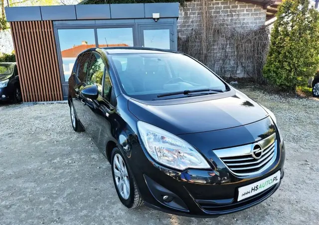 OPEL Meriva 1.4 T Cosmo