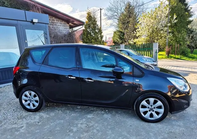 OPEL Meriva 1.4 T Cosmo