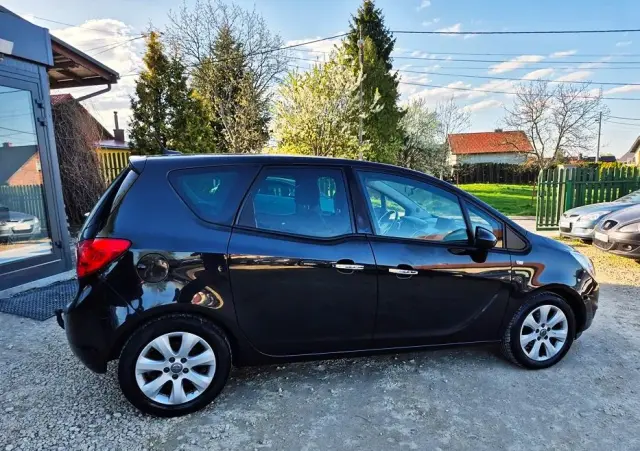 OPEL Meriva 1.4 T Cosmo
