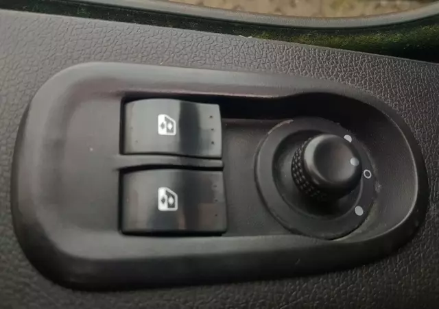RENAULT MASTER KONTENER 8EP 4,21x2,23x2,22 KLIMA KRAJOWY MANUAL  6-BIEGÓW 