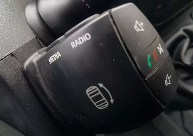 RENAULT MASTER KONTENER 8EP 4,21x2,23x2,22 KLIMA KRAJOWY MANUAL  6-BIEGÓW 