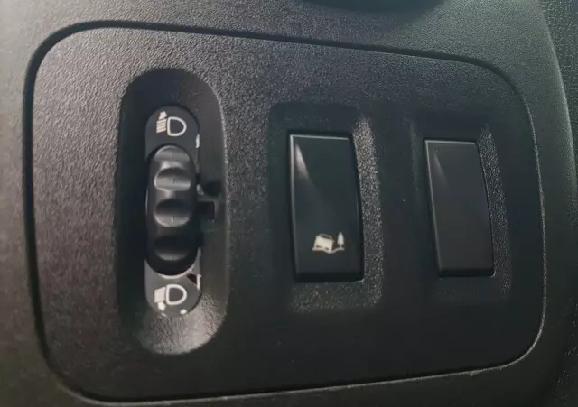 RENAULT MASTER KONTENER 8EP 4,21x2,23x2,22 KLIMA KRAJOWY MANUAL  6-BIEGÓW 