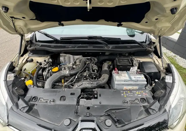 RENAULT Captur ENERGY TCe 120 EDC Dynamique