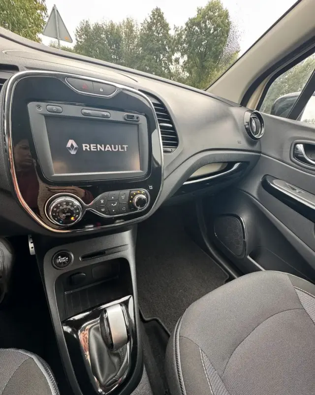 RENAULT Captur ENERGY TCe 120 EDC Dynamique
