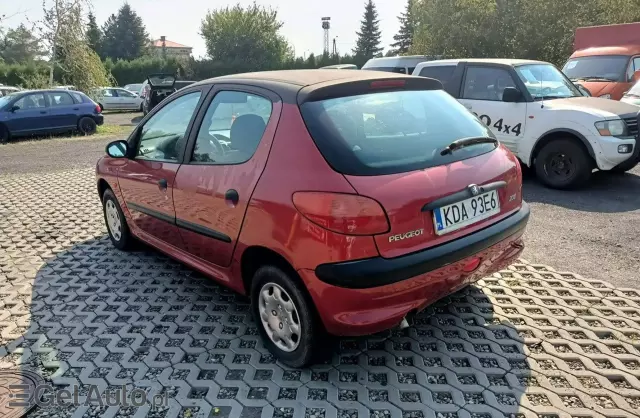 PEUGEOT 206 