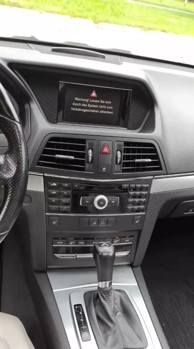 MERCEDES-BENZ Klasa E 