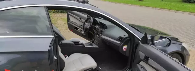 MERCEDES-BENZ Klasa E 