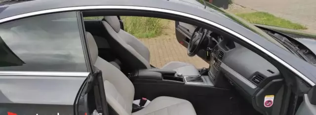 MERCEDES-BENZ Klasa E 