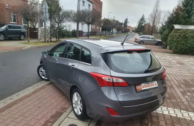 HYUNDAI I30 