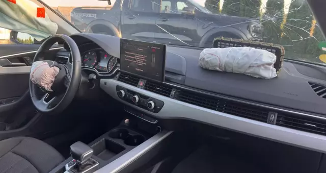 AUDI A4 