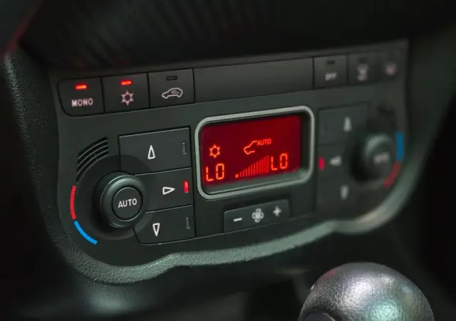 ALFA ROMEO Mito TB 1.4 16V MultiAir TCT Turismo