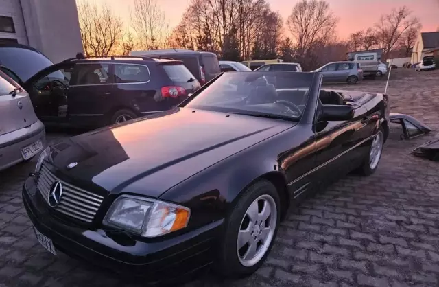 MERCEDES-BENZ SL 