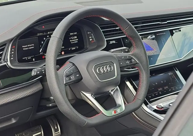 AUDI SQ8 