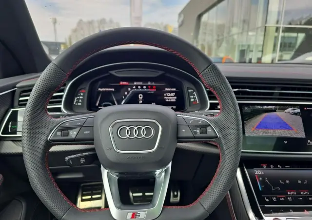 AUDI SQ8 