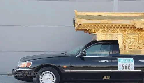 LINCOLN Town Car 