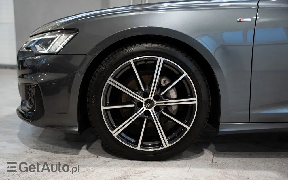 AUDI A6 Limousine 